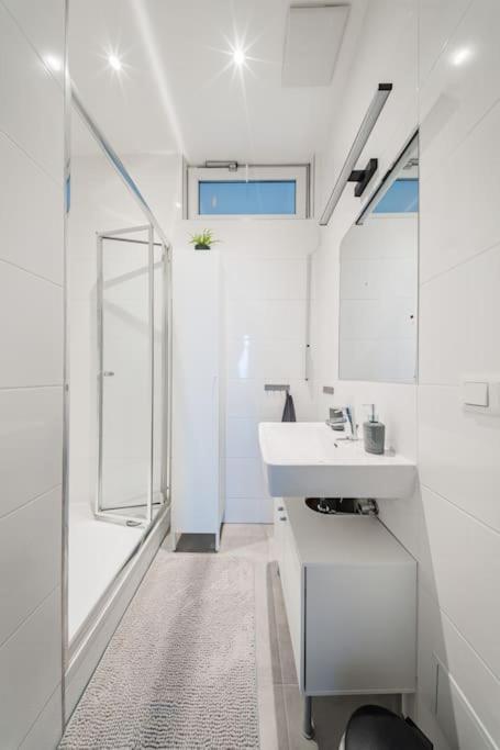 Apartment 75 M² Near Nussdorferstrasse U6 Wien
